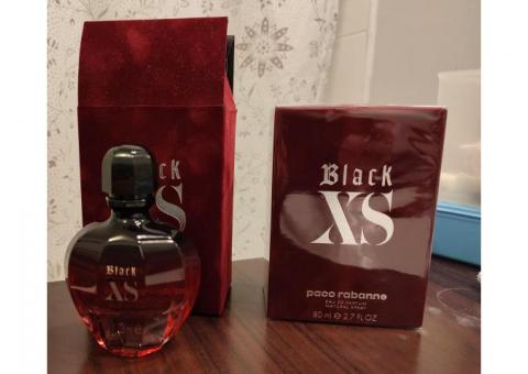 XS black